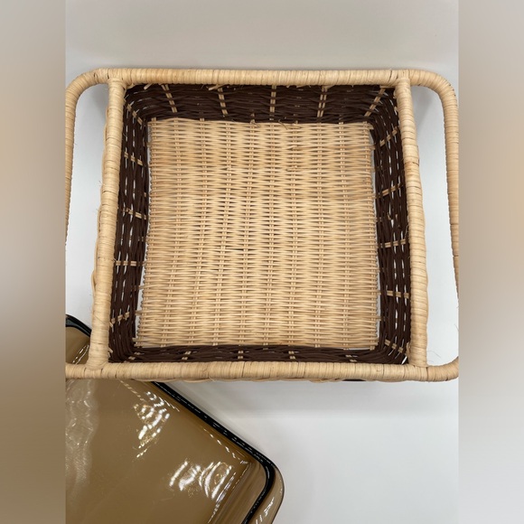 Vintage Pyrex x Corningware Fireside Dish w/ Wicker Basket, 8”X8” - Picture 6 of 7